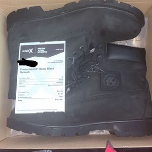 Black timberland nubuck boots